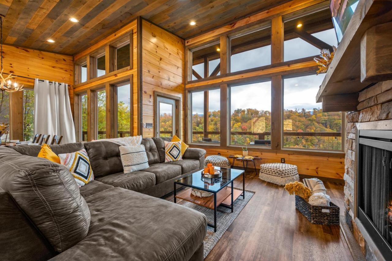 The Overlook - '21 Cabin - Gorgeous Unobstructed Views - Fire Pit Table - Gamerm - Hottub - Xbox - Lots Of Bears Gatlinburg Zewnętrze zdjęcie