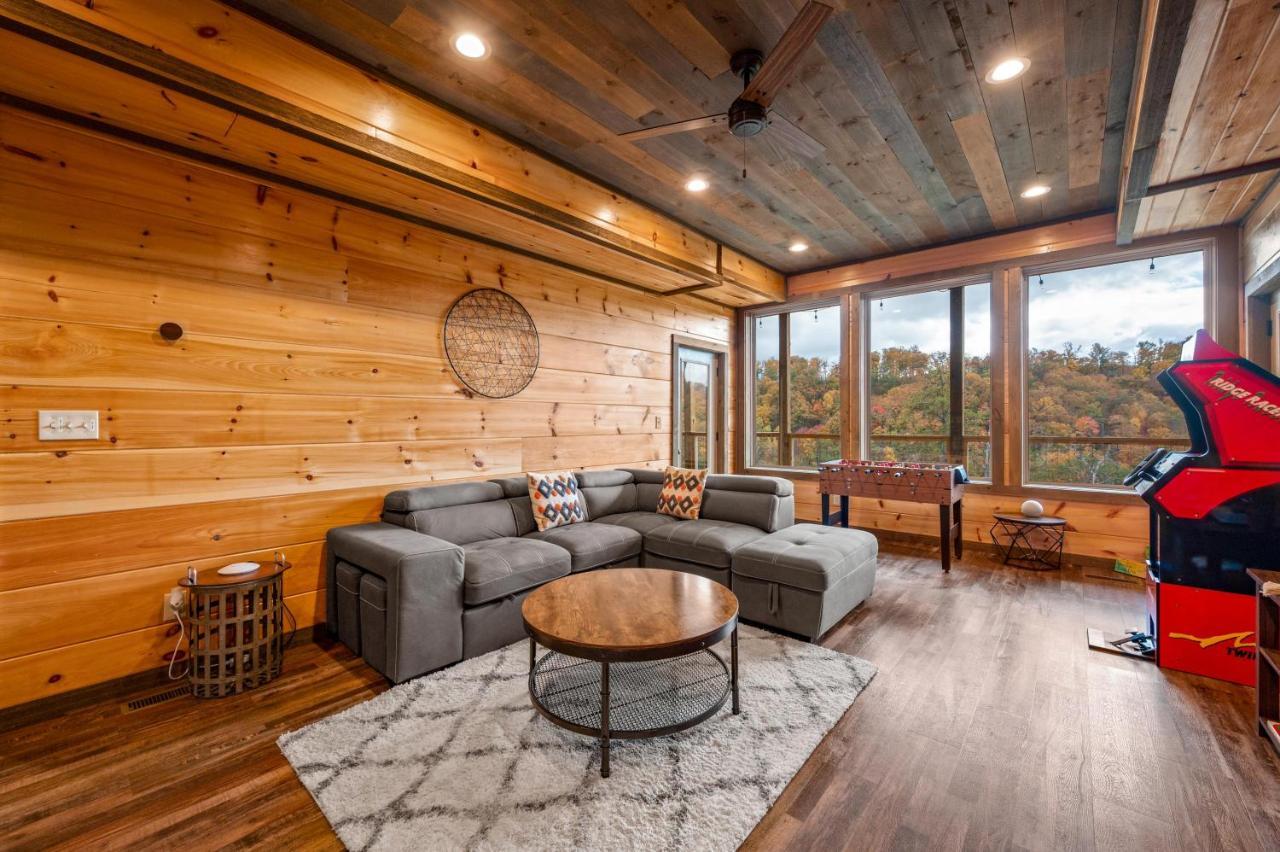 The Overlook - '21 Cabin - Gorgeous Unobstructed Views - Fire Pit Table - Gamerm - Hottub - Xbox - Lots Of Bears Gatlinburg Zewnętrze zdjęcie