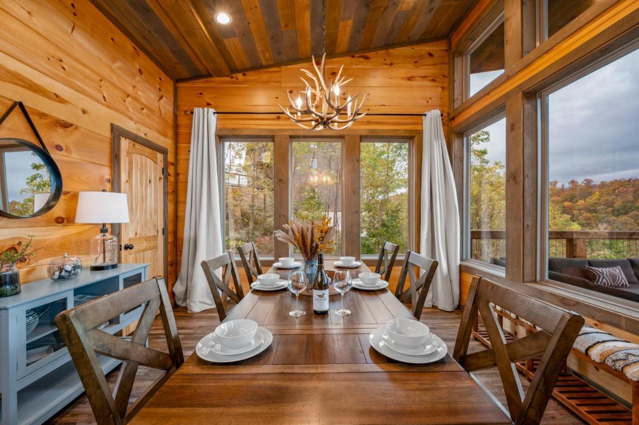 The Overlook - '21 Cabin - Gorgeous Unobstructed Views - Fire Pit Table - Gamerm - Hottub - Xbox - Lots Of Bears Gatlinburg Zewnętrze zdjęcie